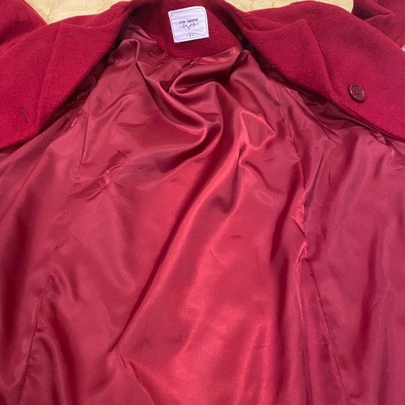 Red wool coat - Picture 6 of 14